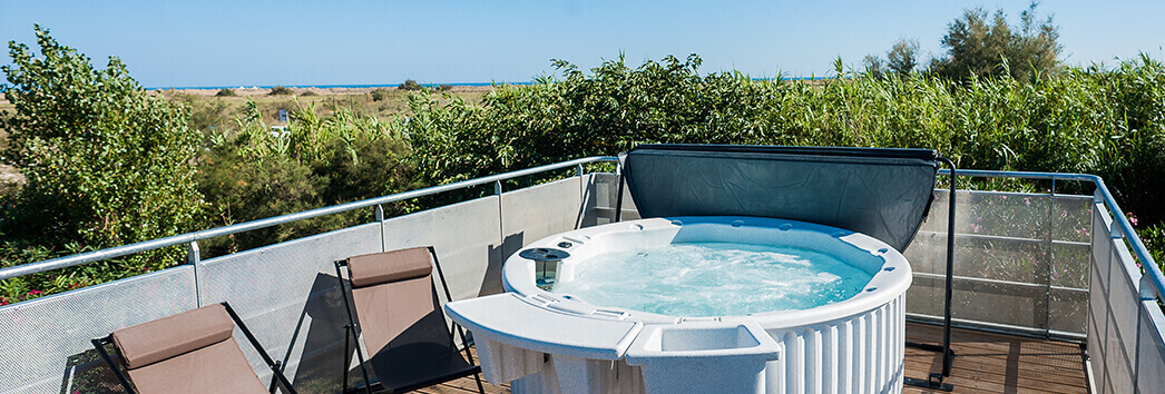 Lodge avec Jacuzzi 6-8 personnes à Vendres