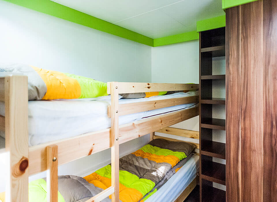 Room with bunk beds Lodges 6-8 people