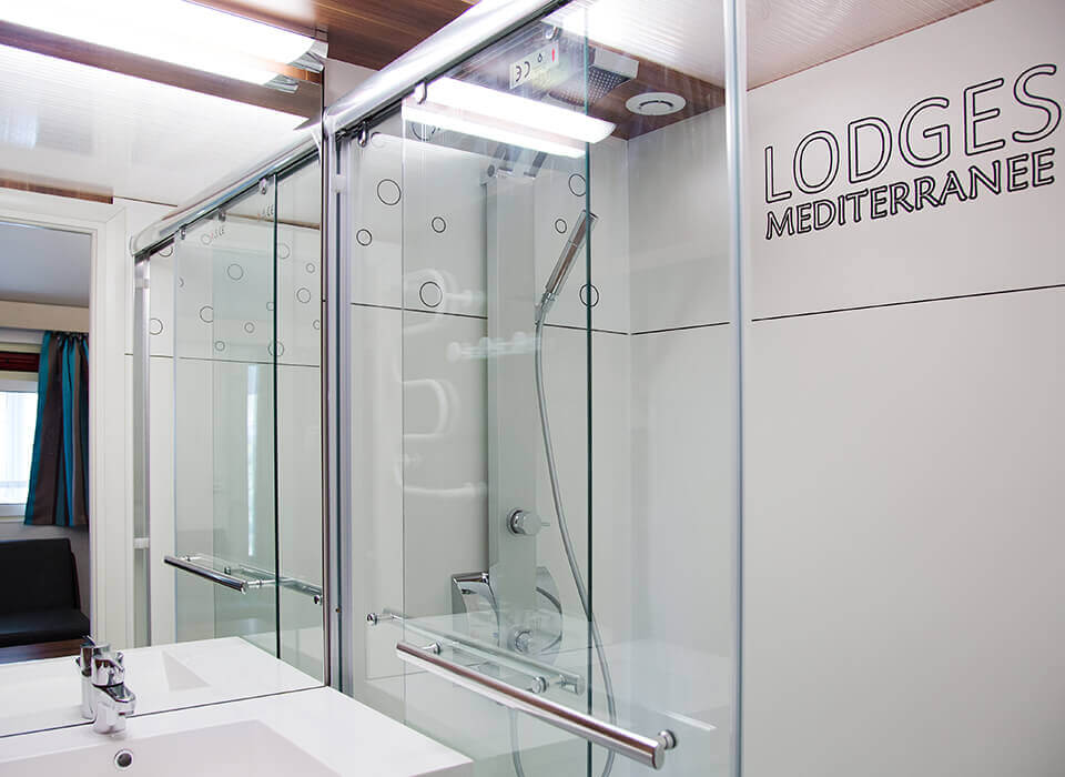 Cuarto de ducha Lodges 6-8 personas