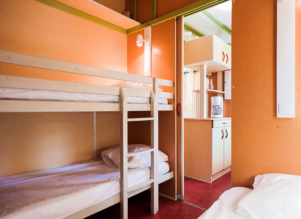 Room with bunk beds Lodges 4-5 people
