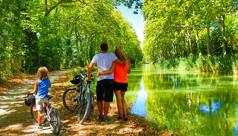 Camping accueil vélo au bord de la méditerranée