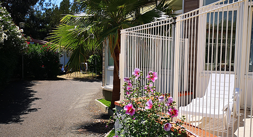 Piscine intérieure camping dans l'Hérault